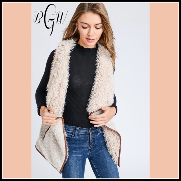 🆕5⭐️Gorgeous Faux Fur Sherpa Vest - Picture 2 of 7